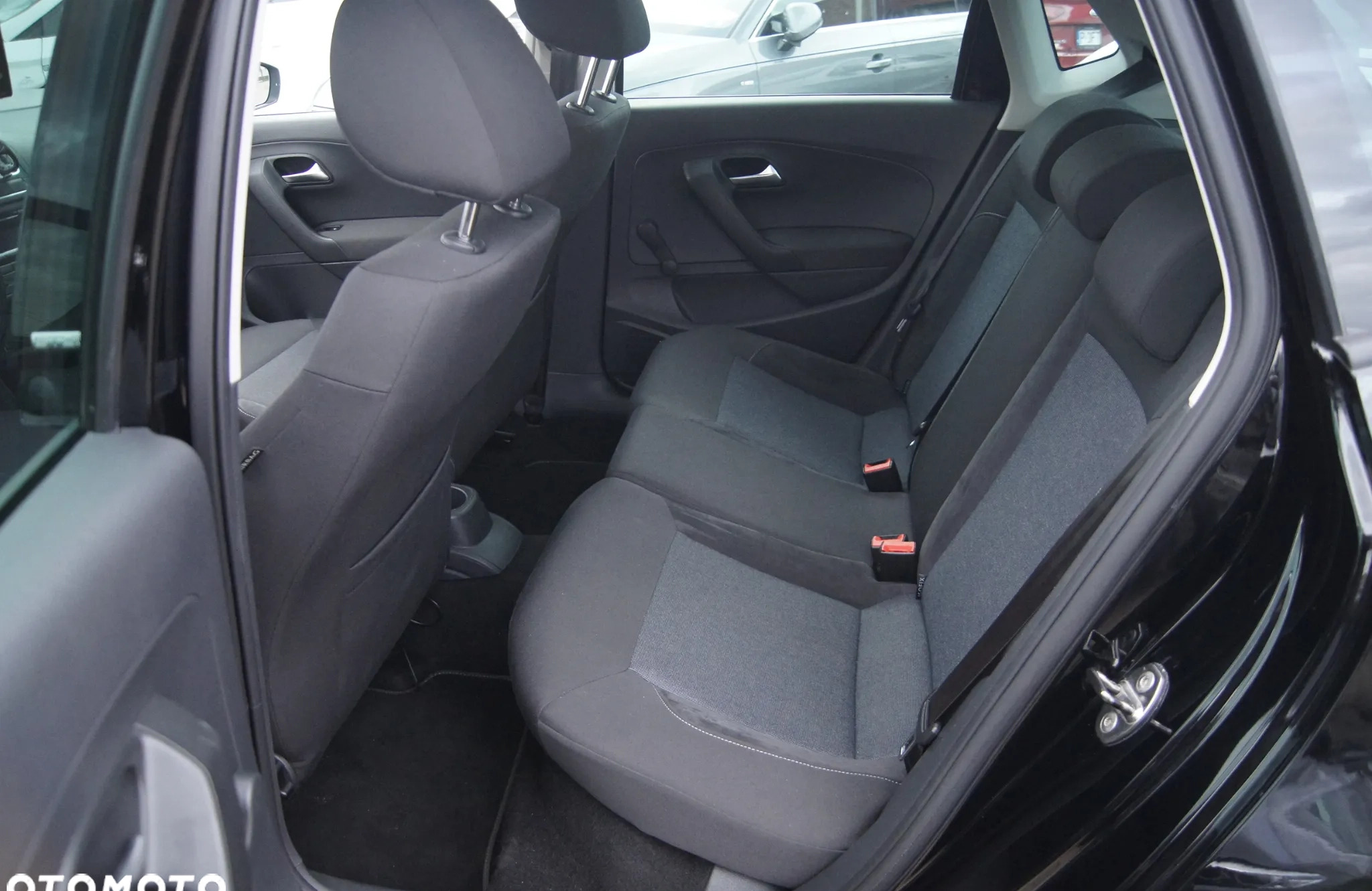 Volkswagen Polo cena 26900 przebieg: 123063, rok produkcji 2012 z Chełmno małe 232